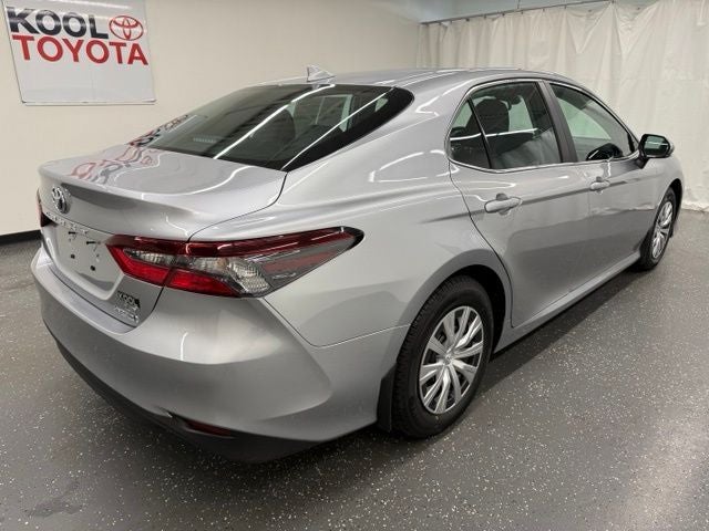 2024 Toyota Camry Hybrid LE
