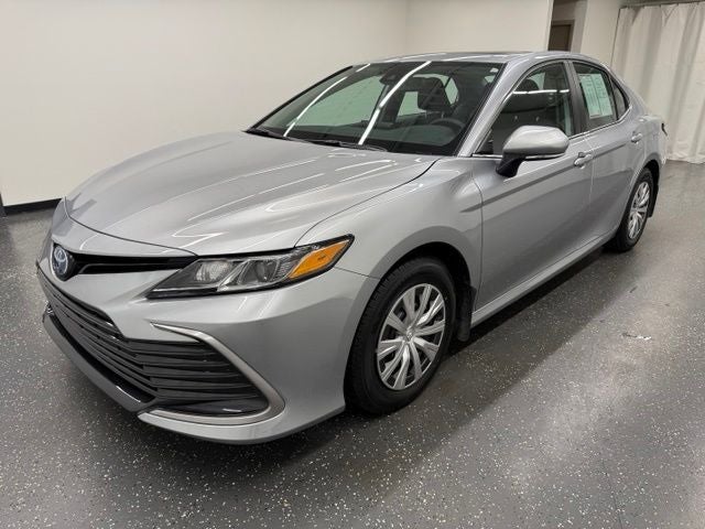 2024 Toyota Camry Hybrid LE