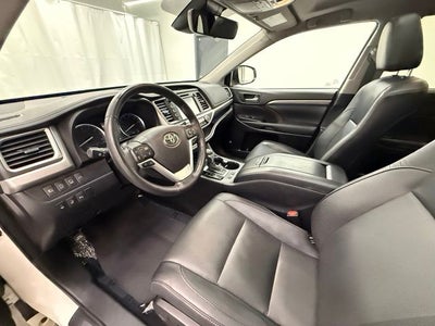 2017 Toyota Highlander Limited Platinum