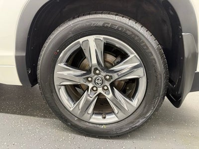 2017 Toyota Highlander Limited Platinum