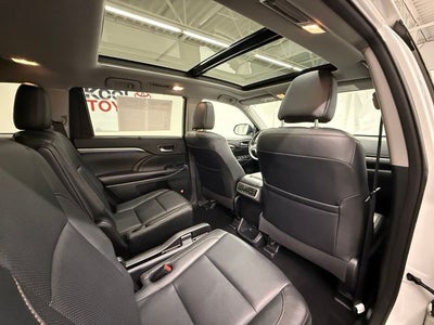 2017 Toyota Highlander Limited Platinum