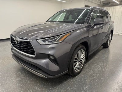 2022 Toyota Highlander Platinum