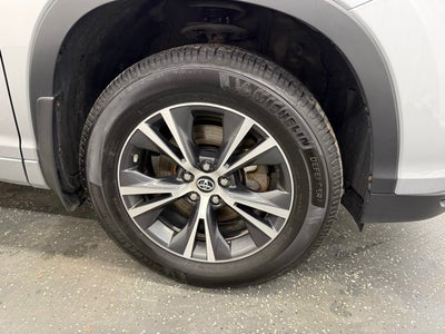 2016 Toyota Highlander XLE V6