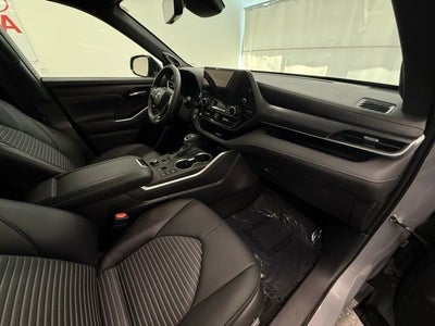 2025 Toyota Highlander XSE