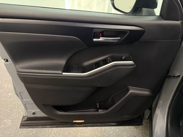 2025 Toyota Highlander XSE