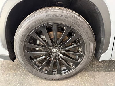 2025 Toyota Highlander XSE