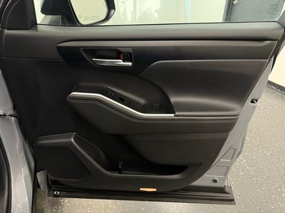 2025 Toyota Highlander XSE