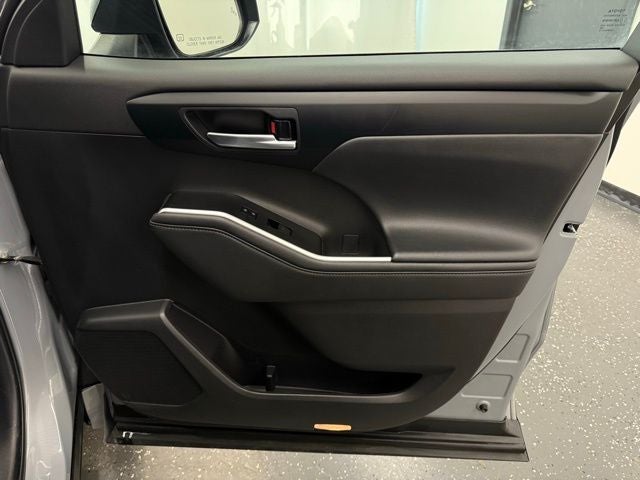 2025 Toyota Highlander XSE