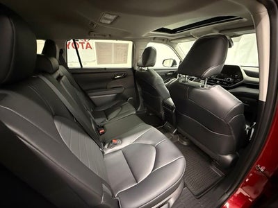 2023 Toyota Highlander XLE