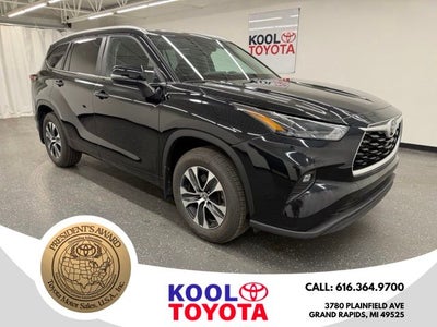 2025 Toyota Highlander XLE