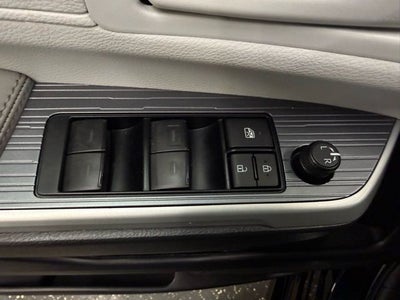 2025 Toyota Sienna LE 8 Passenger