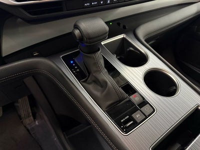 2025 Toyota Sienna LE 8 Passenger