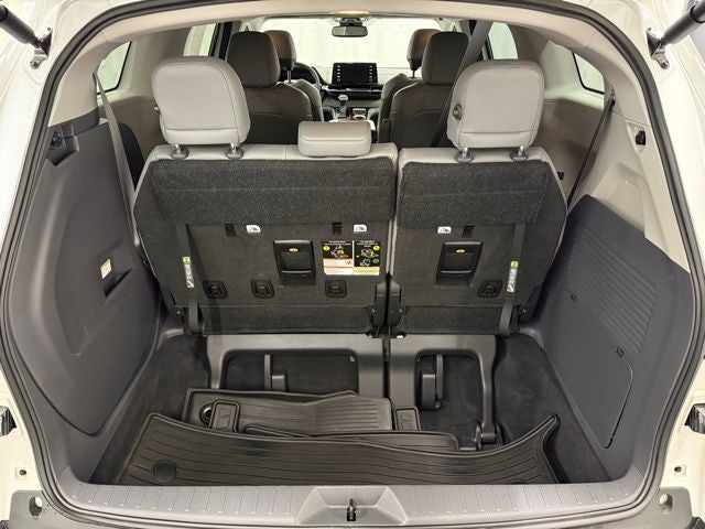 2023 Toyota Sienna XLE 7 Passenger