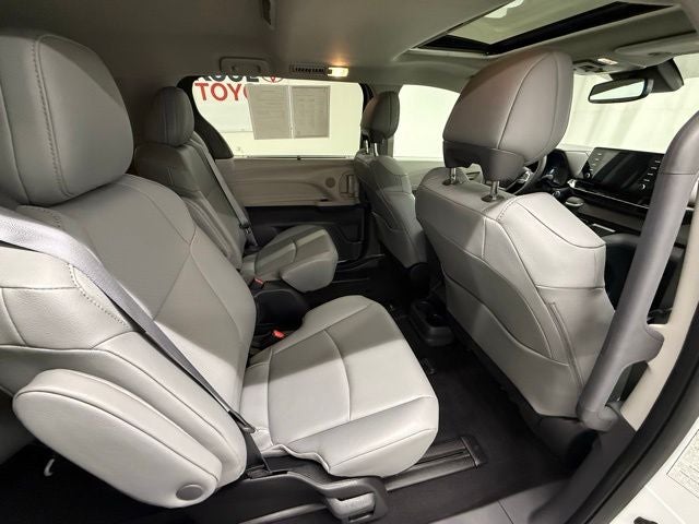 2023 Toyota Sienna XLE 7 Passenger