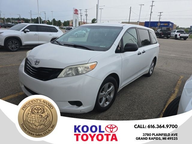 2014 Toyota Sienna L 7 Passenger