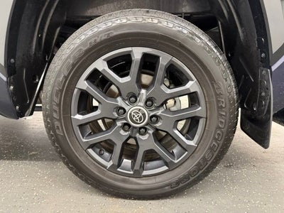 2024 Toyota Tundra Hybrid Platinum