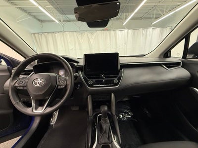 2024 Toyota Corolla Cross LE