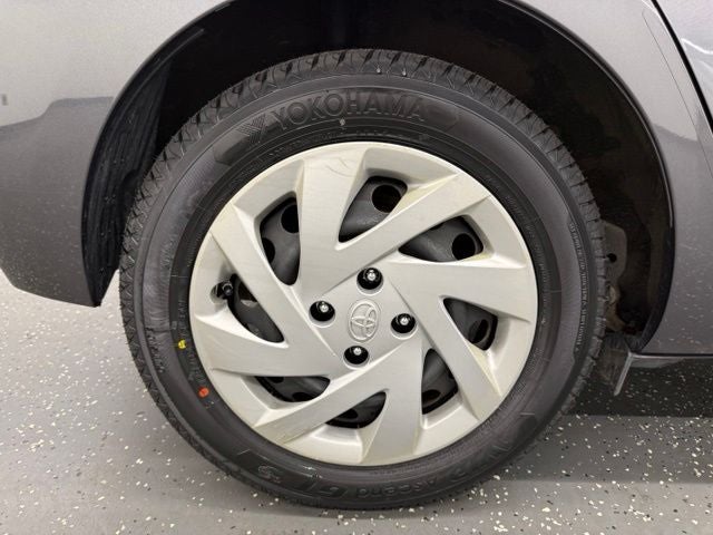 2016 Toyota Prius c Two
