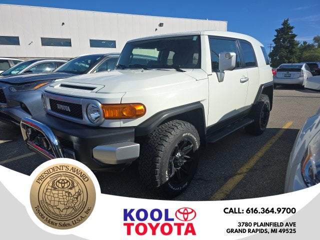2014 Toyota FJ Cruiser Base