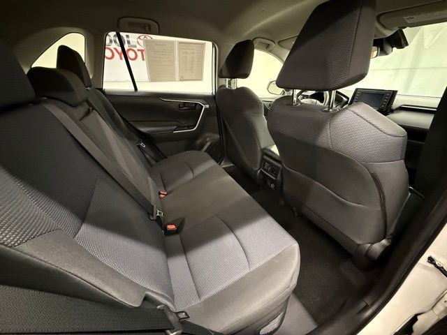 2020 Toyota RAV4 Hybrid LE